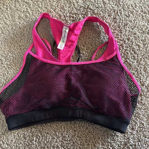 Sports bra - Picture 2 of 4